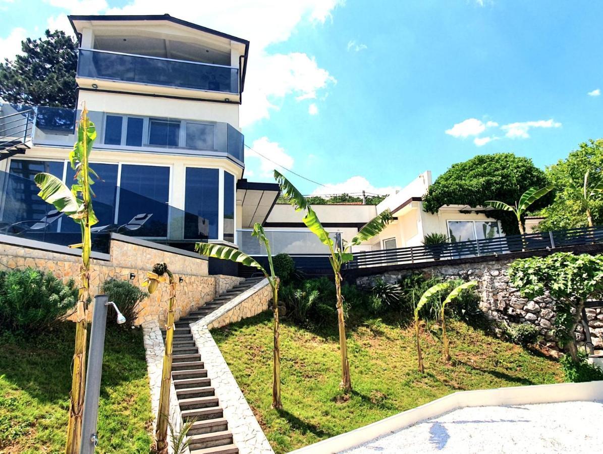 Penthouse Jacuzzi & Pool Apartmants Οπατία Εξωτερικό φωτογραφία