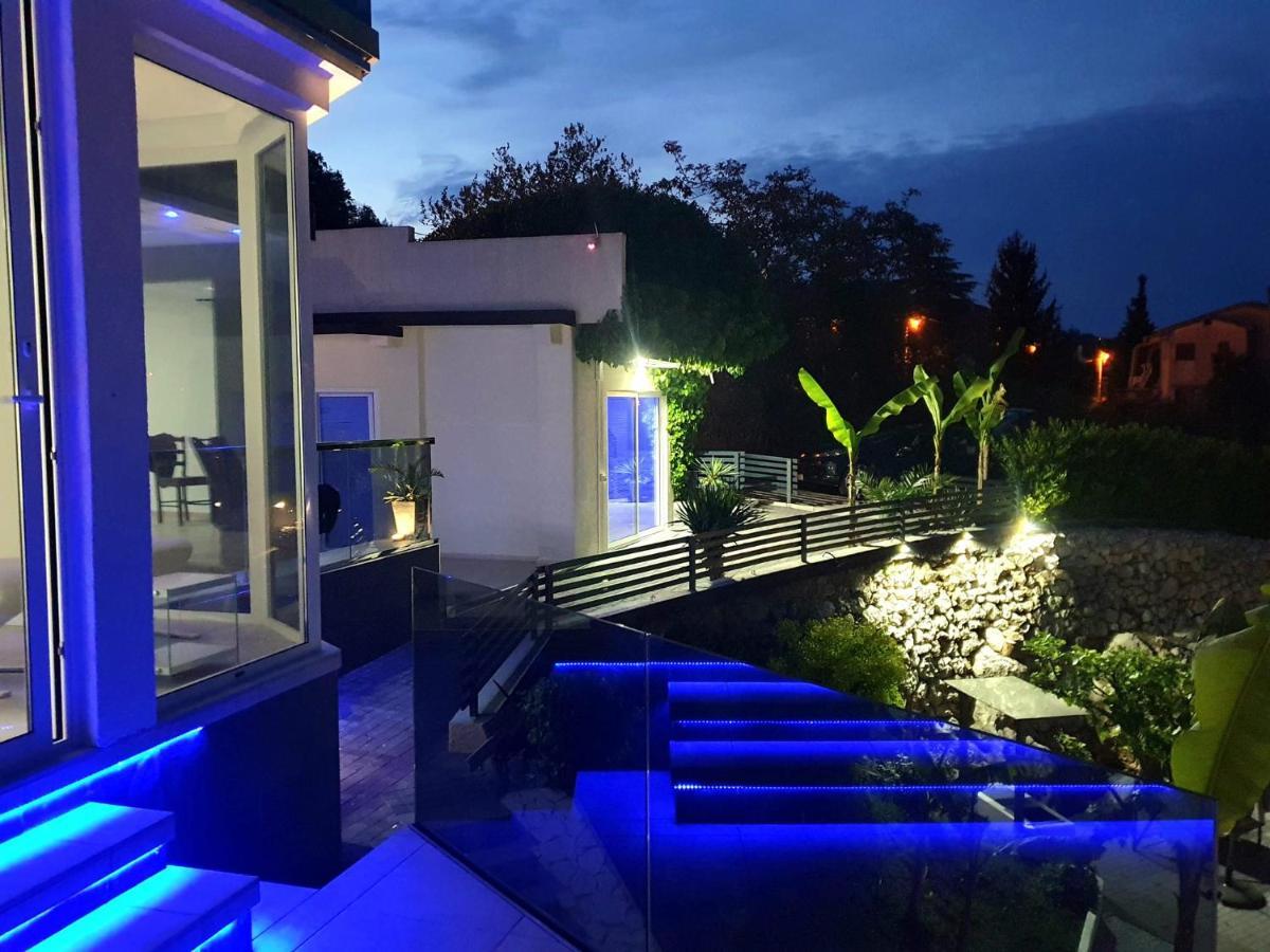Penthouse Jacuzzi & Pool Apartmants Οπατία Εξωτερικό φωτογραφία