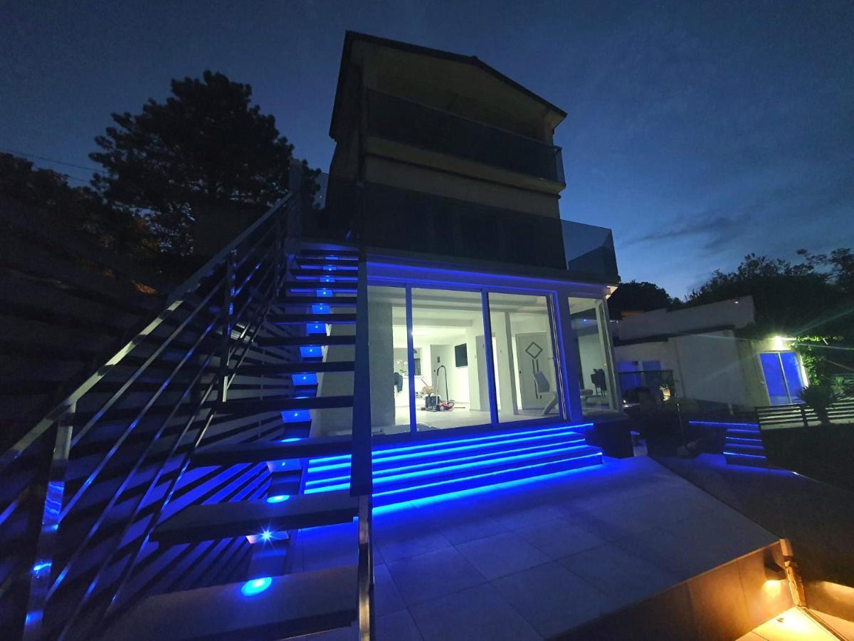 Penthouse Jacuzzi & Pool Apartmants Οπατία Εξωτερικό φωτογραφία