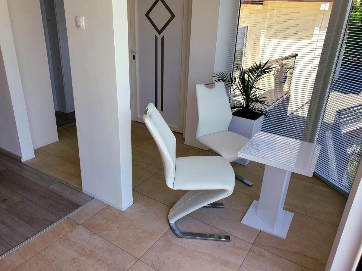 Penthouse Jacuzzi & Pool Apartmants Οπατία Εξωτερικό φωτογραφία