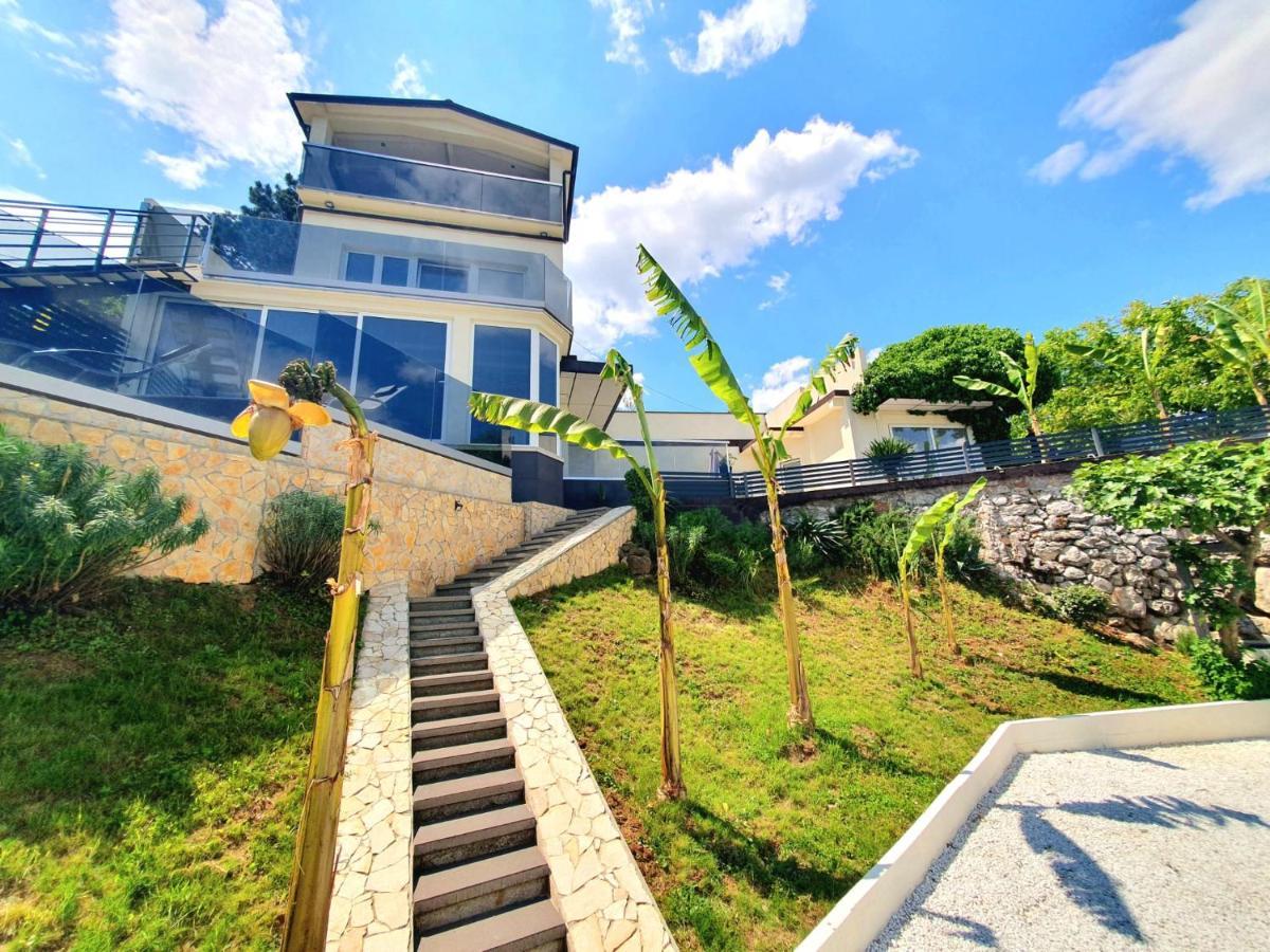 Penthouse Jacuzzi & Pool Apartmants Οπατία Εξωτερικό φωτογραφία