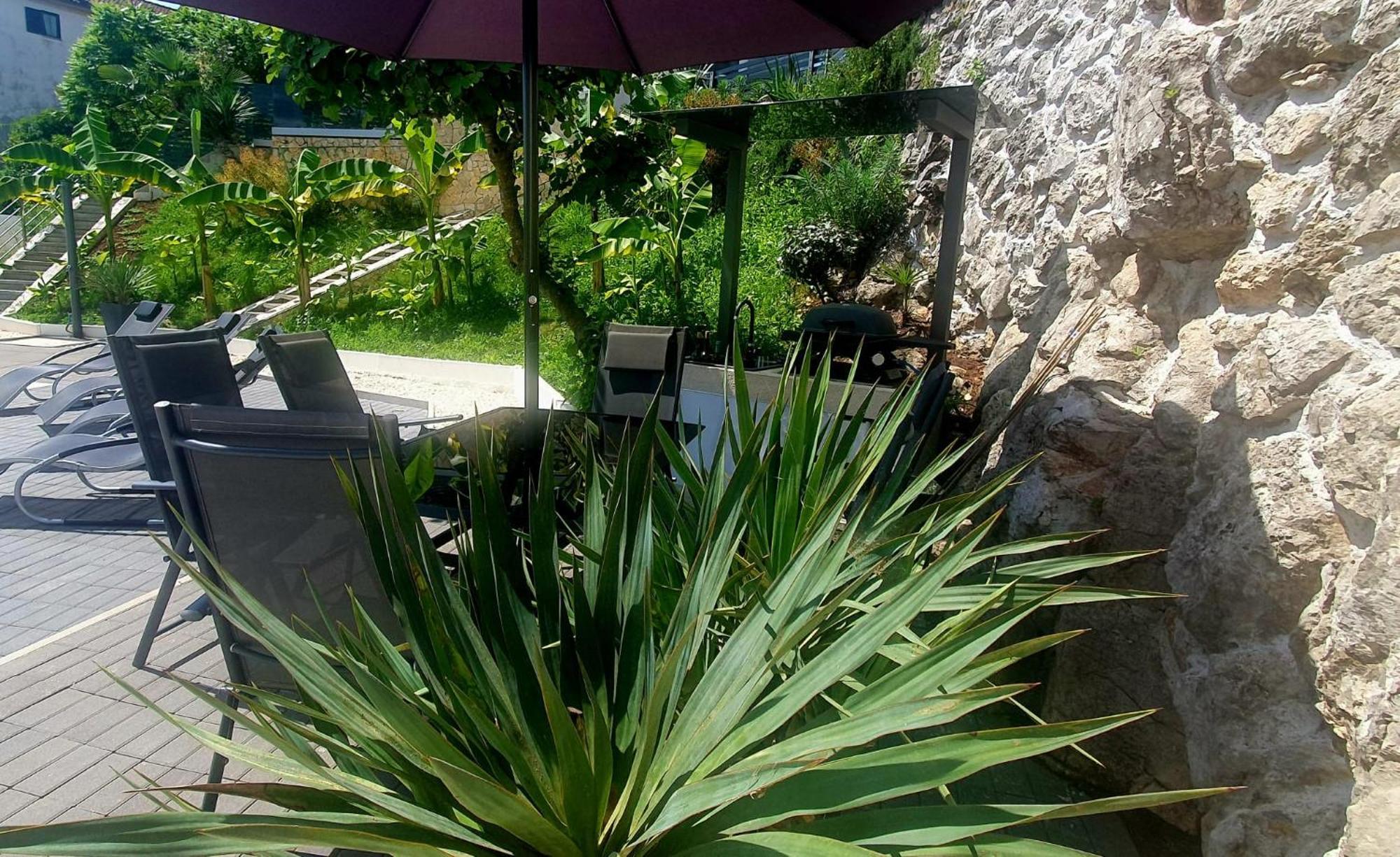 Penthouse Jacuzzi & Pool Apartmants Οπατία Εξωτερικό φωτογραφία