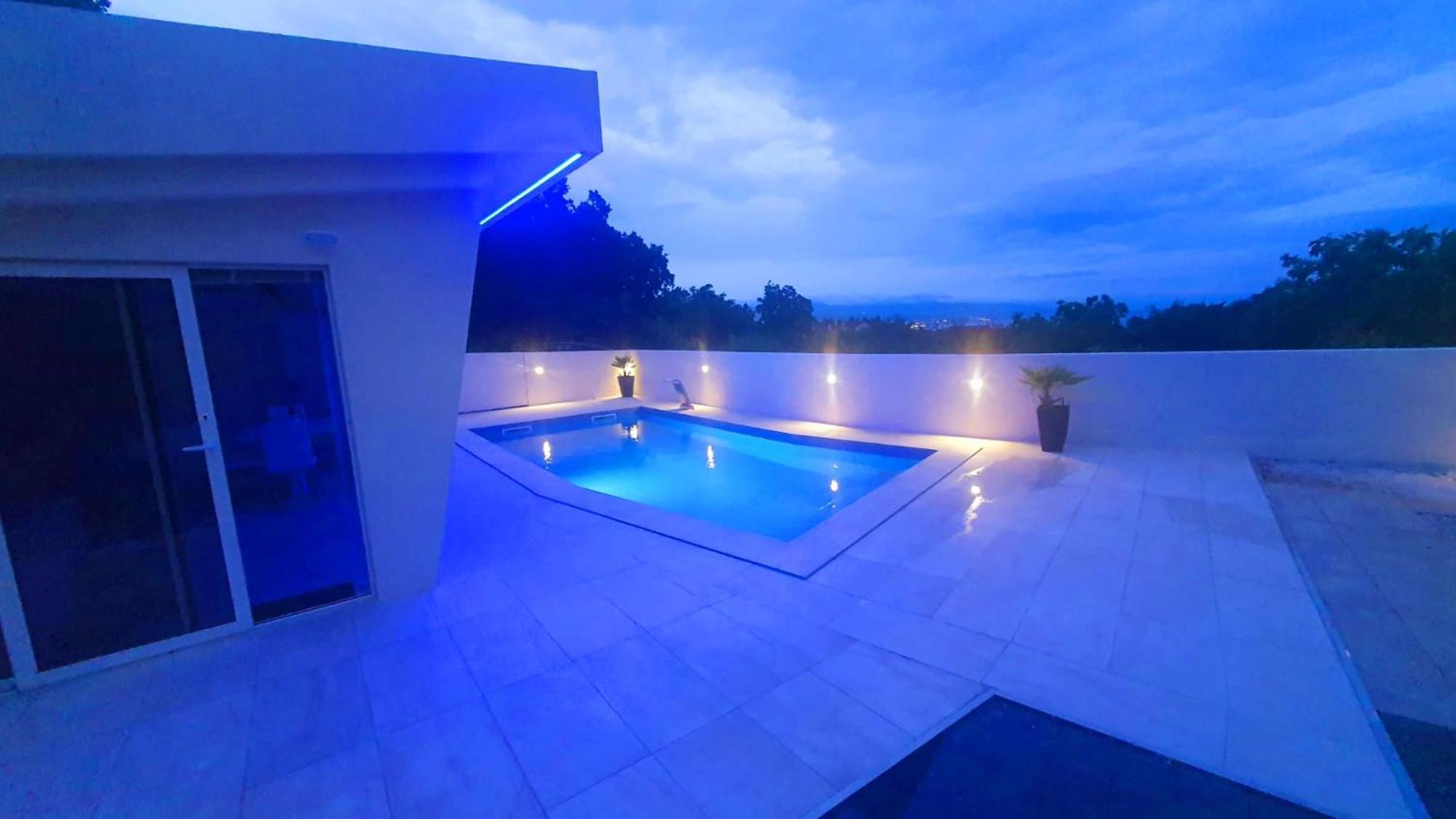 Penthouse Jacuzzi & Pool Apartmants Οπατία Εξωτερικό φωτογραφία