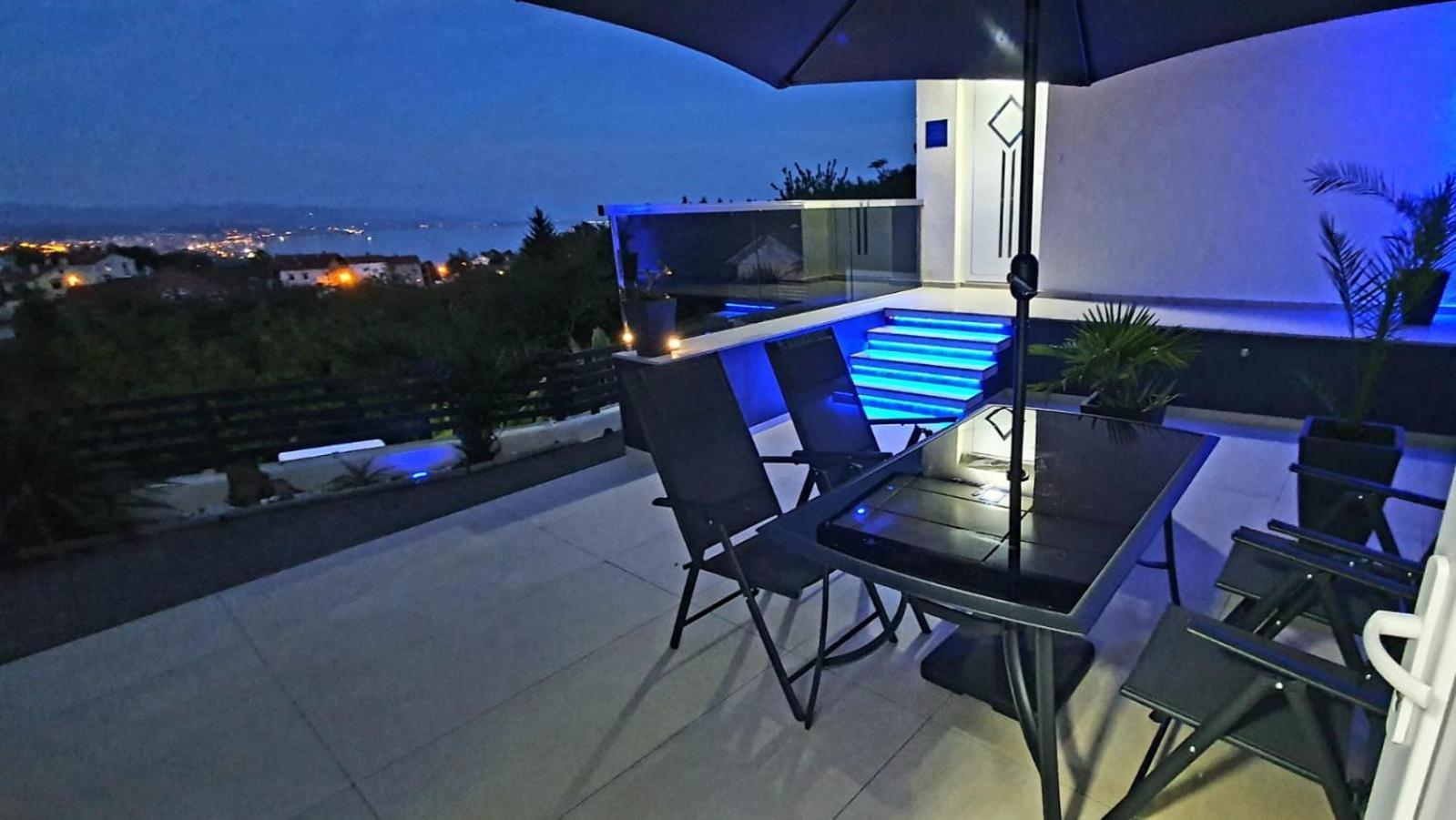 Penthouse Jacuzzi & Pool Apartmants Οπατία Εξωτερικό φωτογραφία