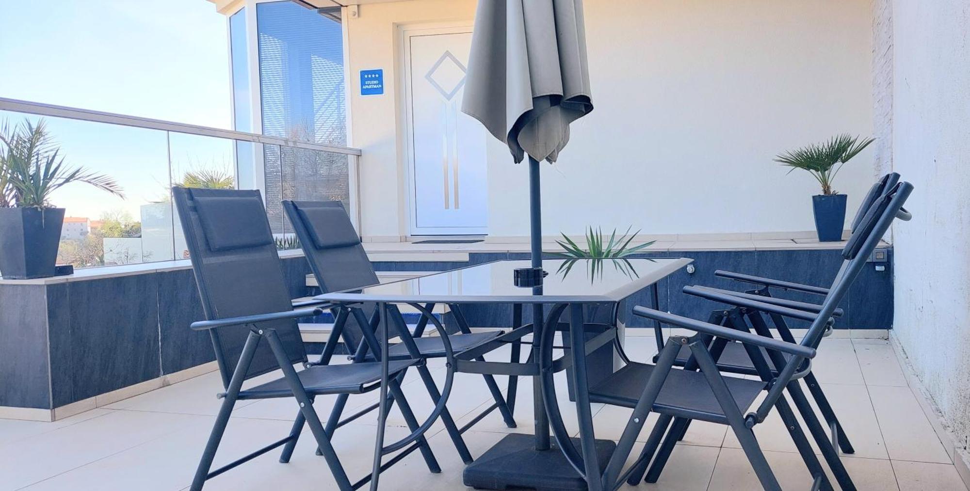 Penthouse Jacuzzi & Pool Apartmants Οπατία Εξωτερικό φωτογραφία