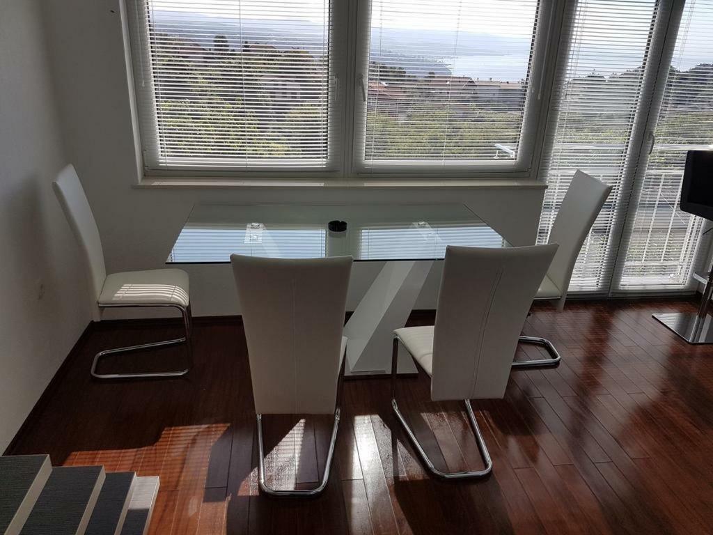 Penthouse Jacuzzi & Pool Apartmants Οπατία Εξωτερικό φωτογραφία